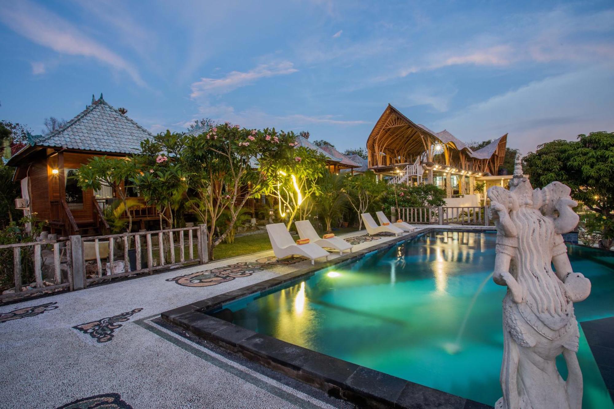 Tawe Ocean Blue Villa Lembongan エクステリア 写真
