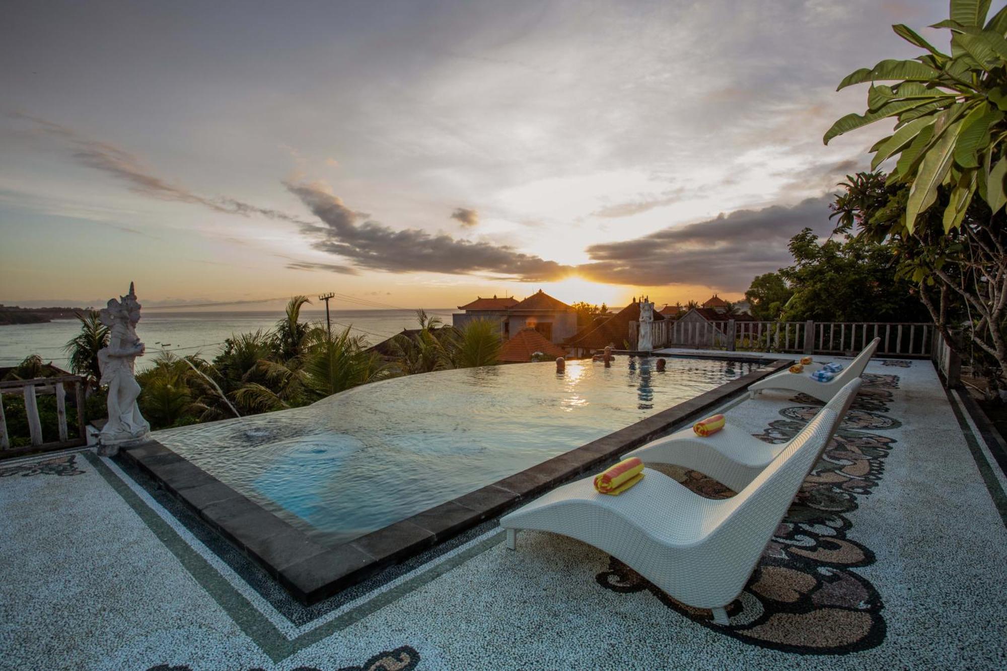 Tawe Ocean Blue Villa Lembongan エクステリア 写真
