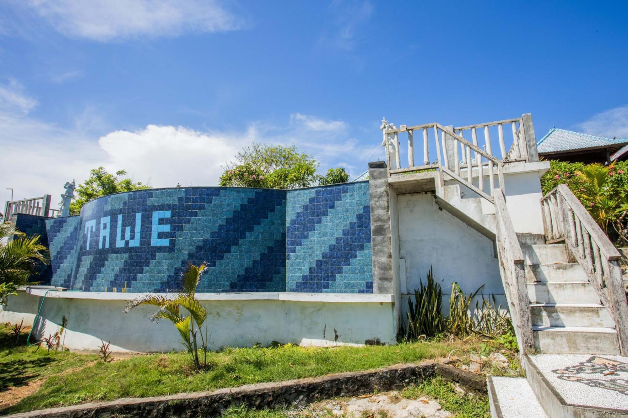 Tawe Ocean Blue Villa Lembongan エクステリア 写真