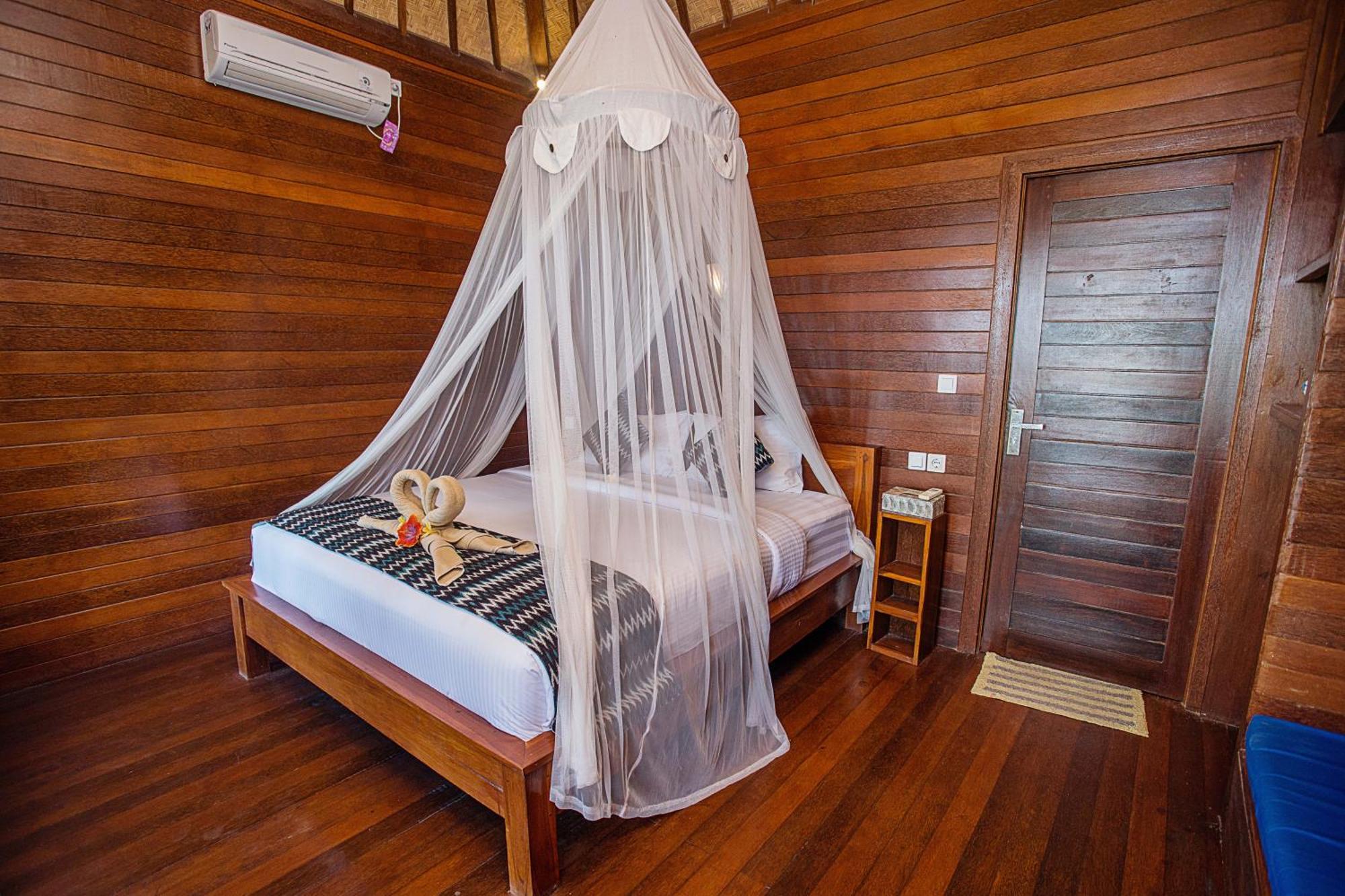 Tawe Ocean Blue Villa Lembongan エクステリア 写真
