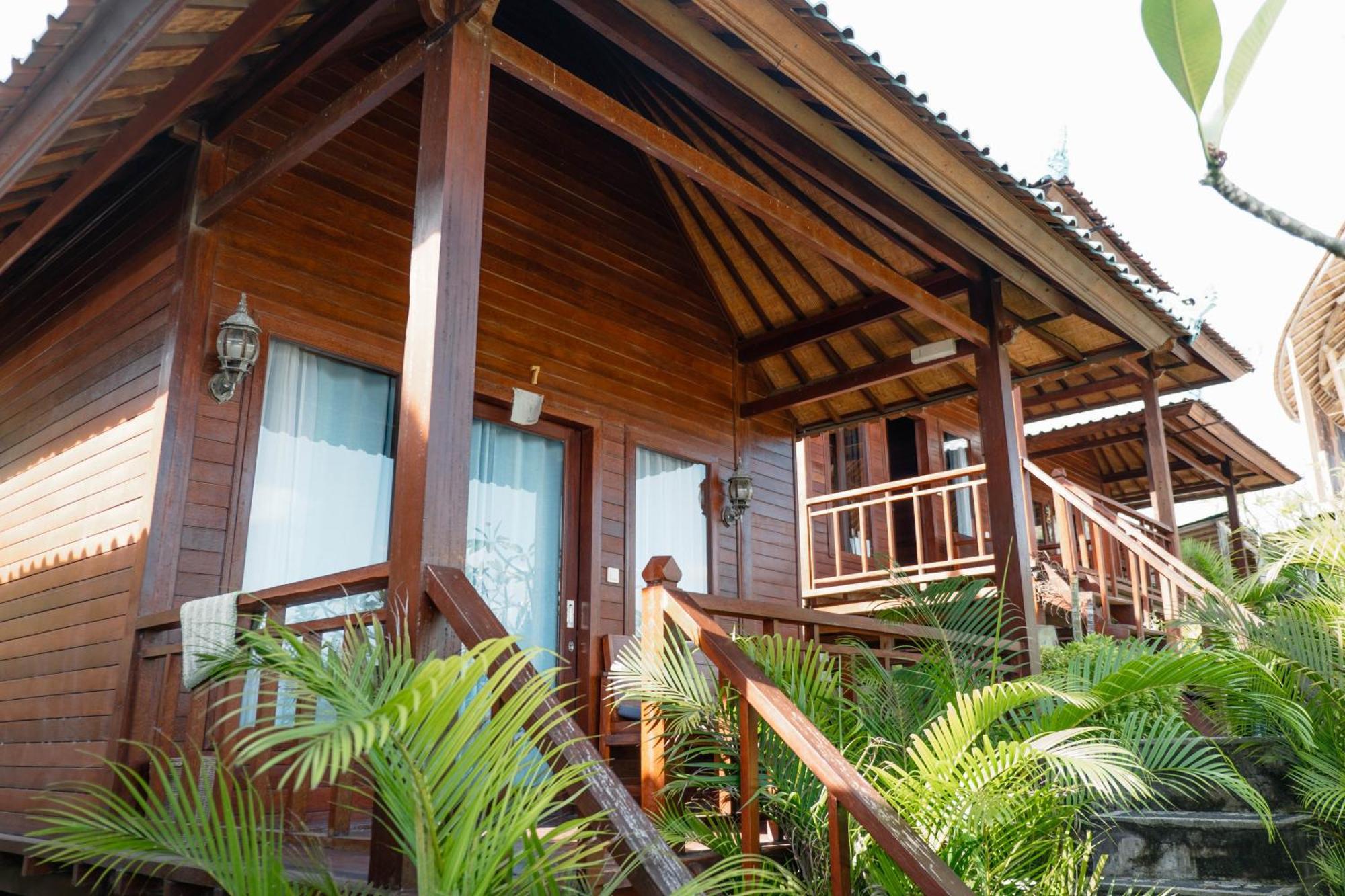 Tawe Ocean Blue Villa Lembongan エクステリア 写真